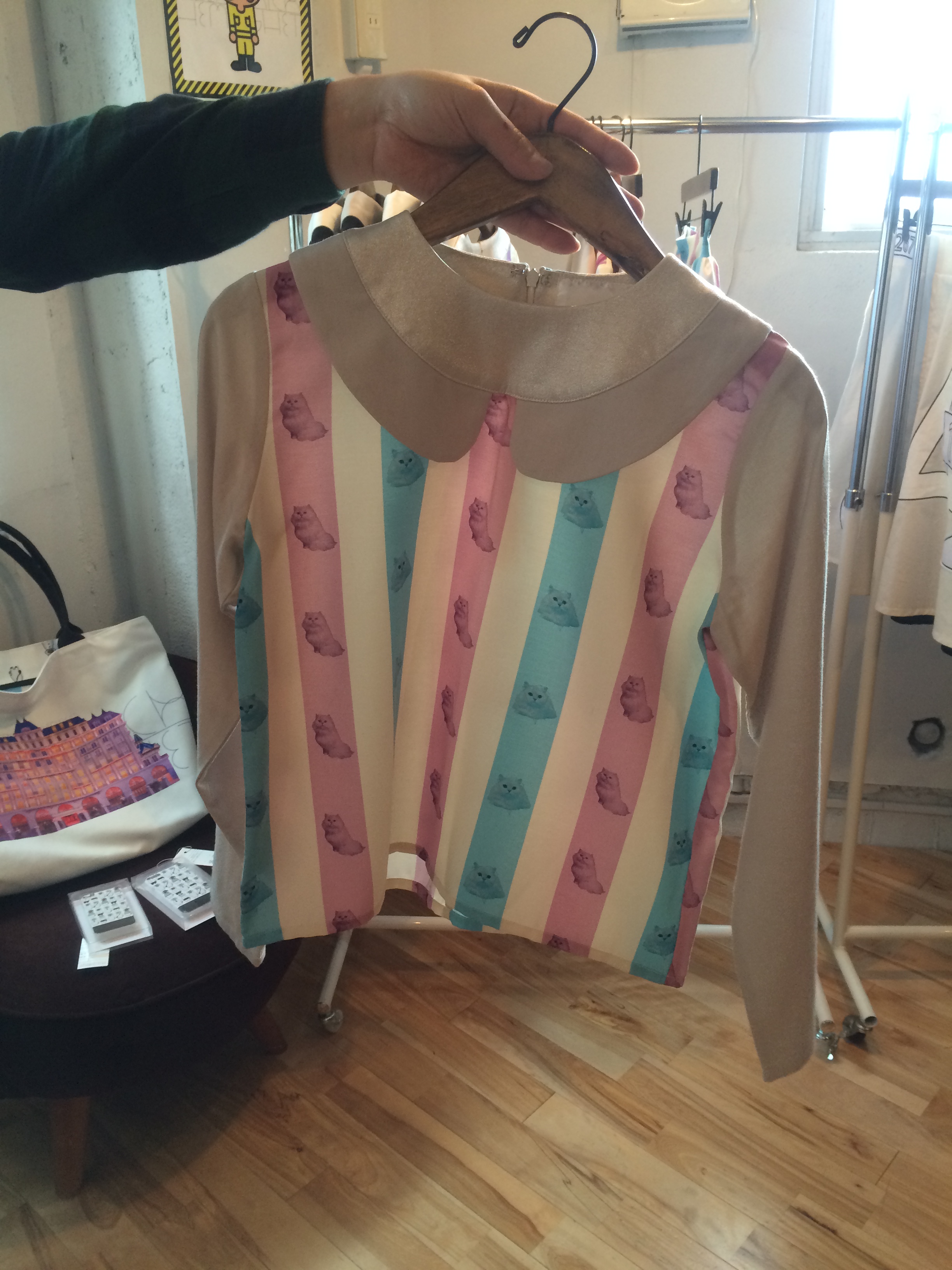 033-204 パステル猫ストライプトップス ピンク 18,000＋税